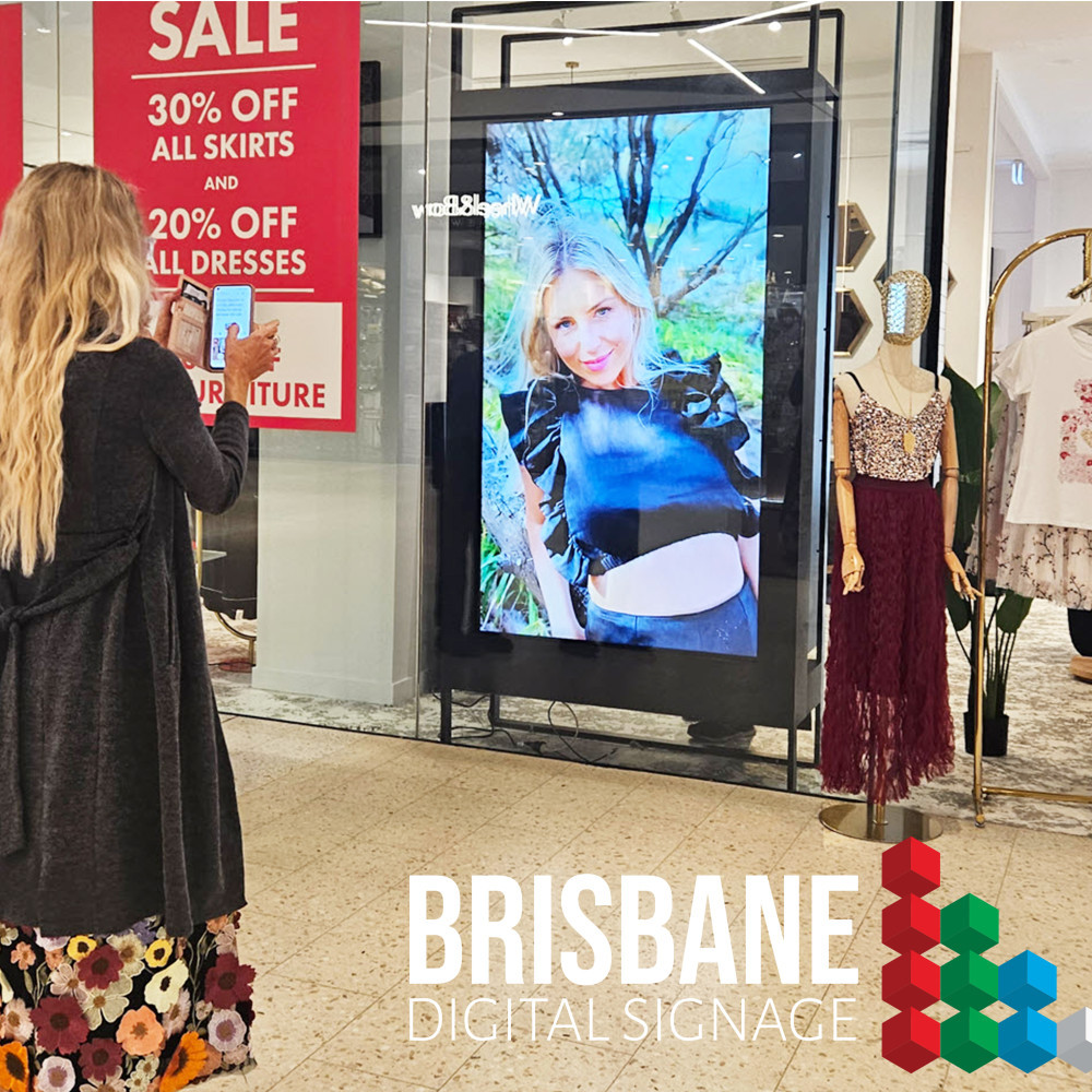 86 inch Digital Signage Window Display