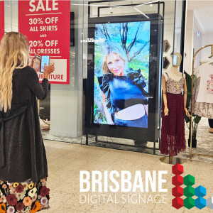 86 inch Digital Signage Window Display